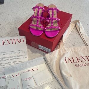 Valentino Rockstud Gladiator Cage Slide Sandals Pink Patent Leather Size 38 Heel